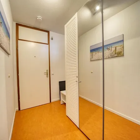 - Haus M, App 0m0602 *