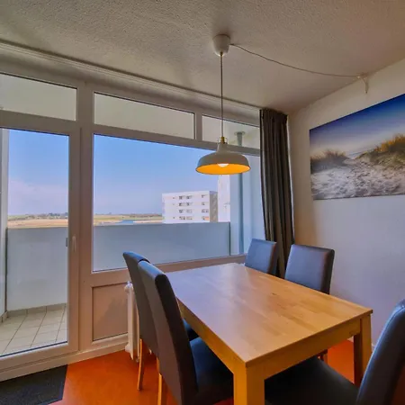 - Haus M, App 0m0602 *